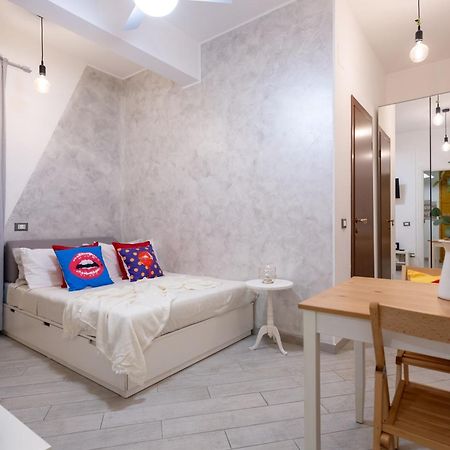 Stanza Comoda E Silenziosa Con Bagno Privato E Area Lavoro E Relax โรม ภายนอก รูปภาพ