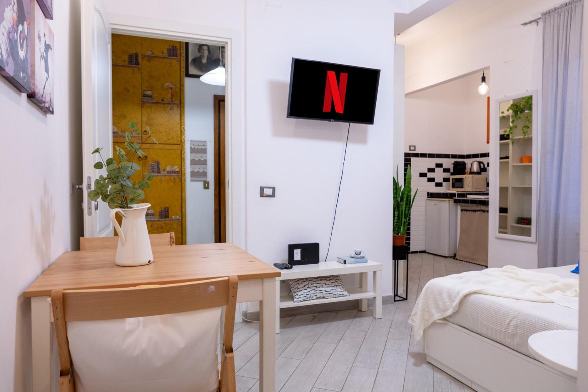 Stanza Comoda E Silenziosa Con Bagno Privato E Area Lavoro E Relax โรม ภายนอก รูปภาพ
