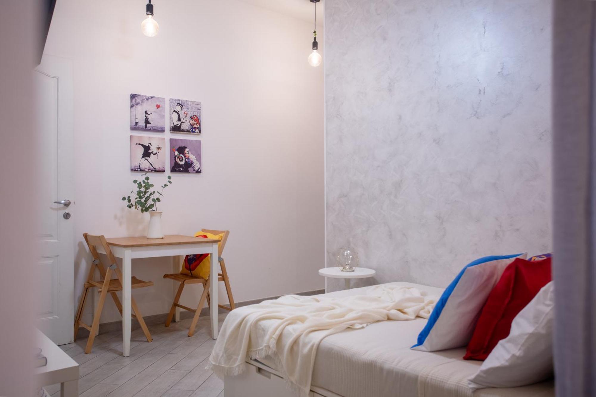 Stanza Comoda E Silenziosa Con Bagno Privato E Area Lavoro E Relax โรม ภายนอก รูปภาพ